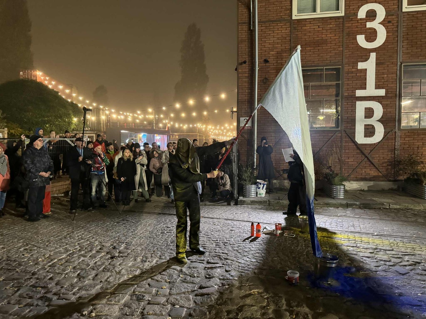 Wernisaż - performance Frantisek Kowolowski