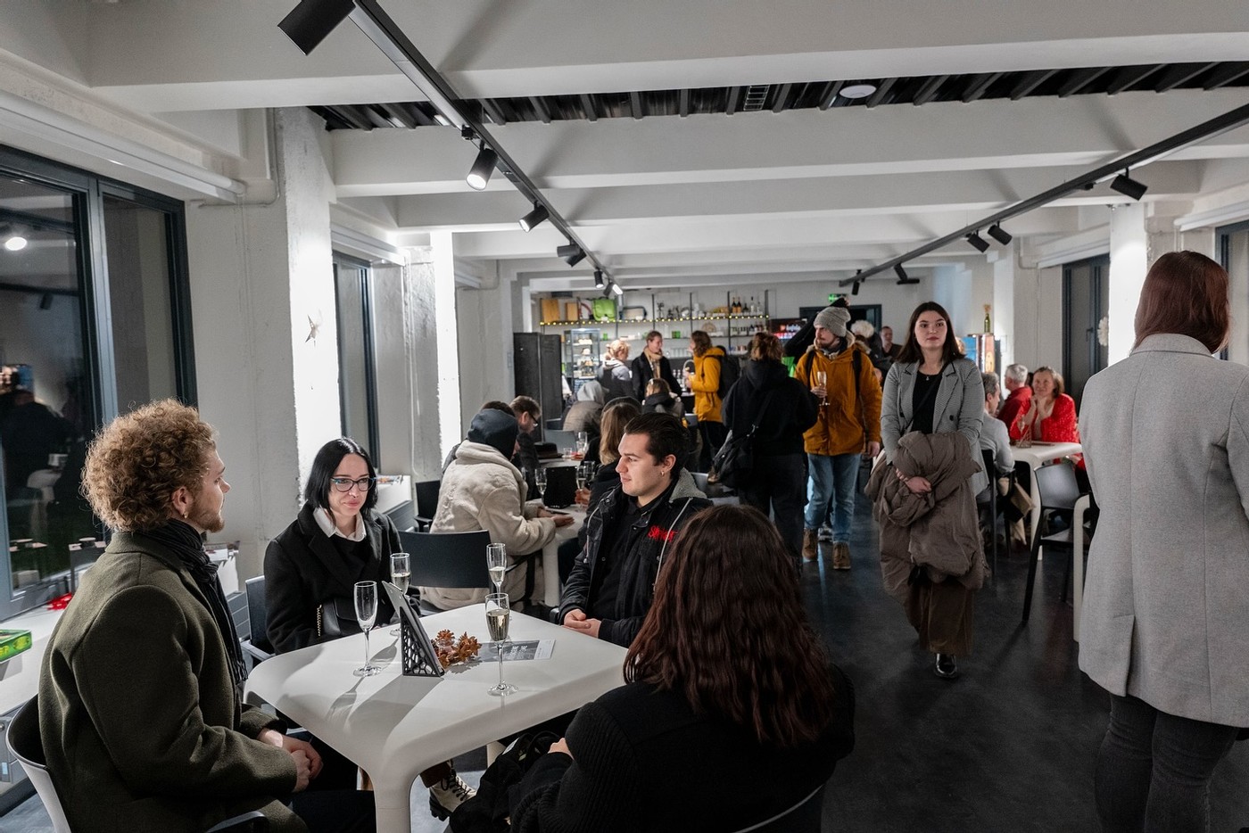 587484305 17986778621919784 9084063085372979063 N